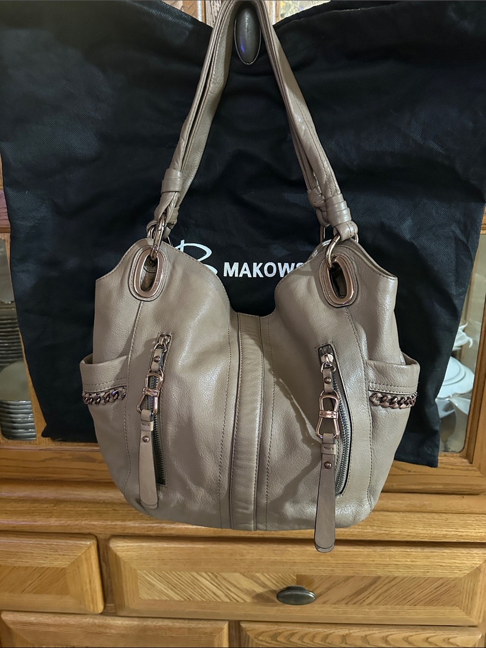 VTG b.makowsky Taupe Leather Shoulder Tote with Front Zips